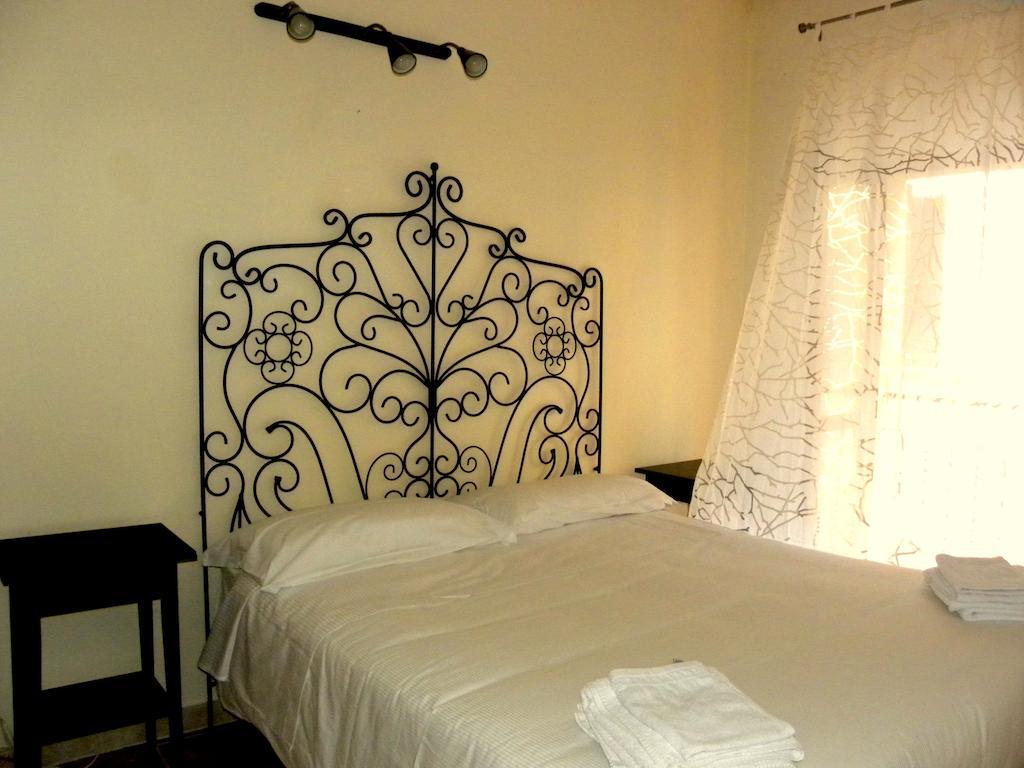Residenza Mazzini โฟลีโญ ภายนอก รูปภาพ